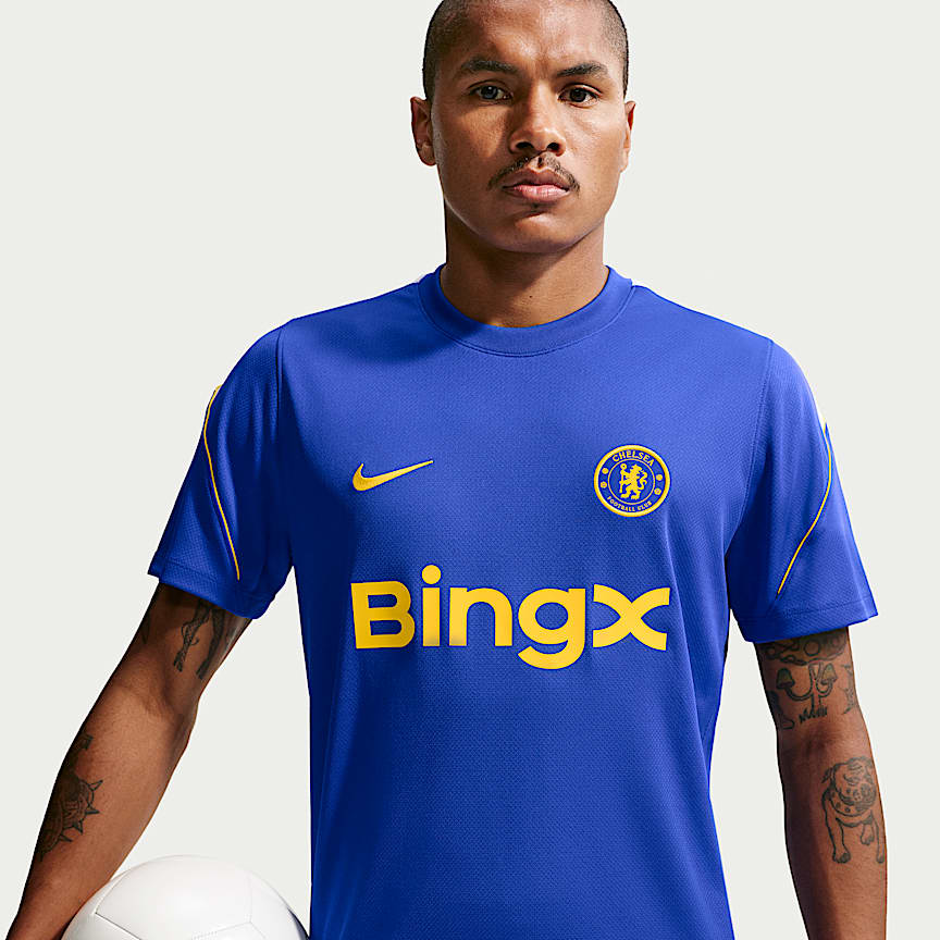 Nike Chelsea FC サッカーシャツ CFC+M+NK+DF+STRK+SS+TOP+K.png